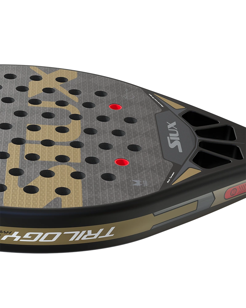 Trilogy 3 hybrid.06 Persp3-padel tennis