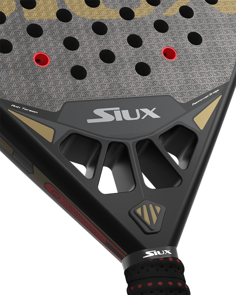 Trilogy 3 hybrid.07 Persp4-paddle tennis gear