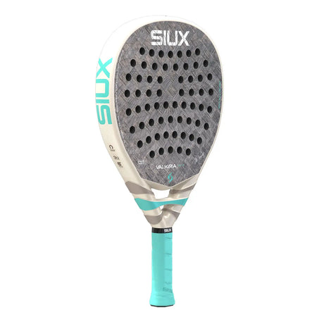 Padel racketwith 'Siux' branding on a white background