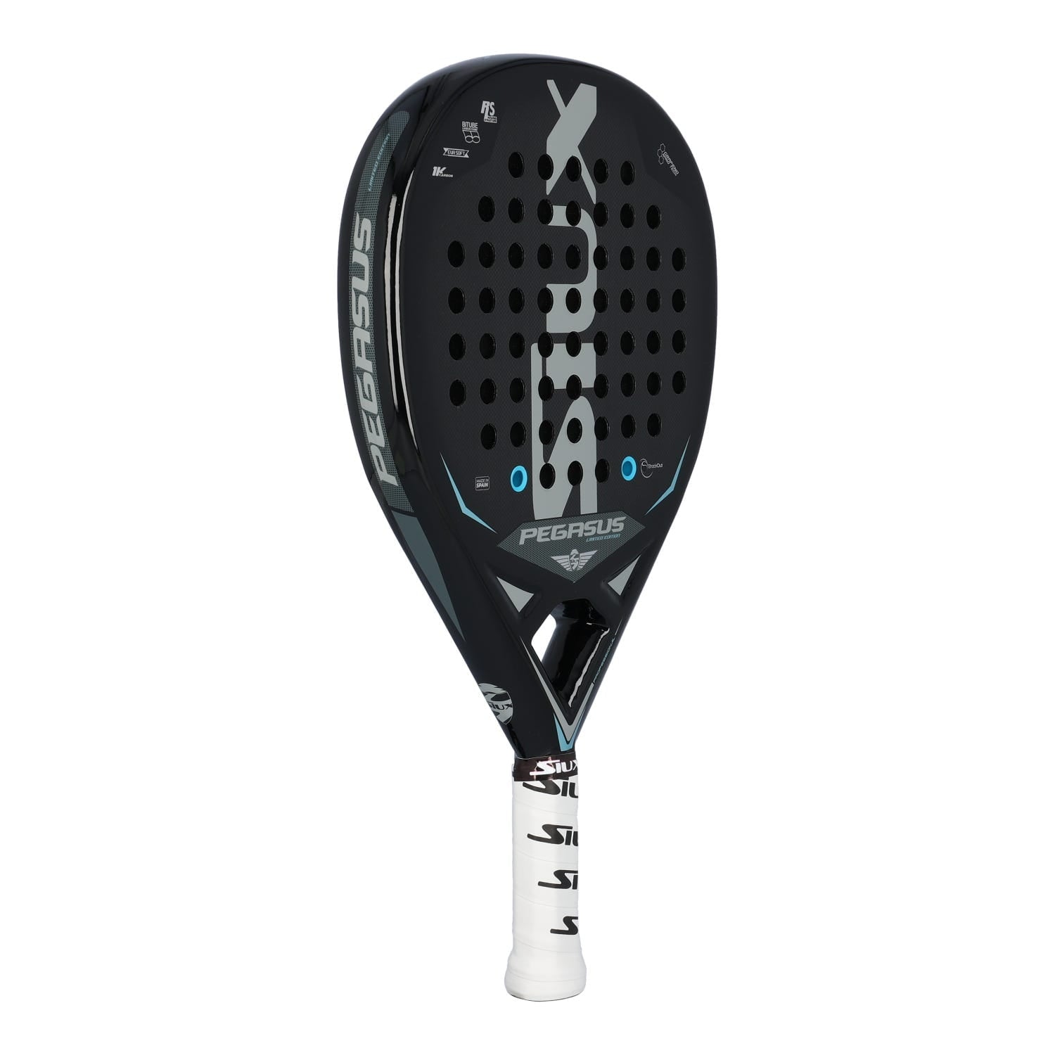 padel tennis equipment