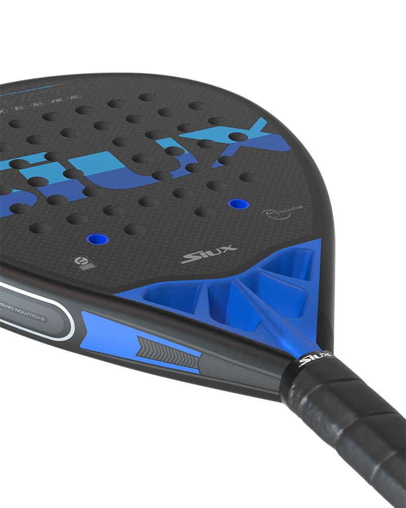 Invicta.05 Persp2 1 2-club padel