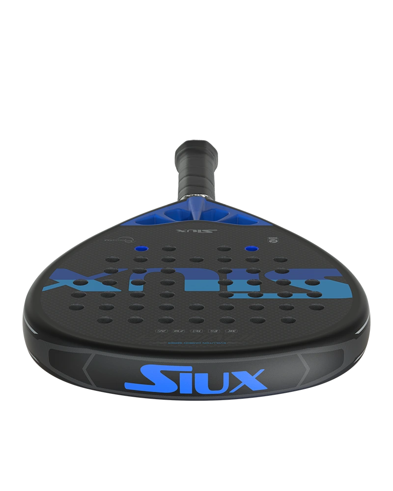 Invicta.08 Persp5 1 2-padel tennis