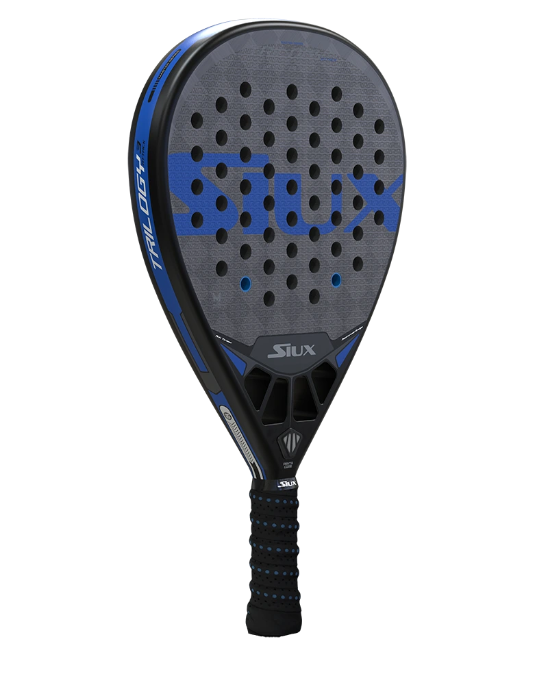 Trilogy 3 Attack.04 Persp1-padel tennis equipment