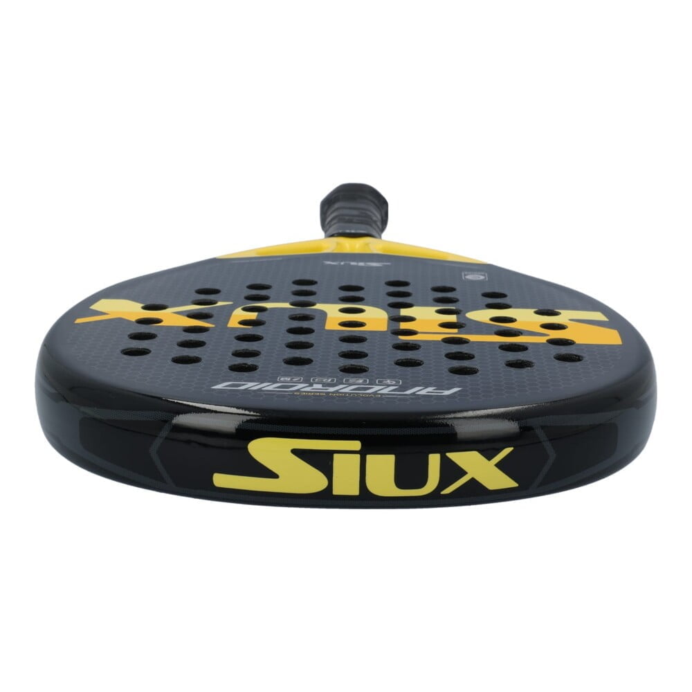 padel tennis equipment