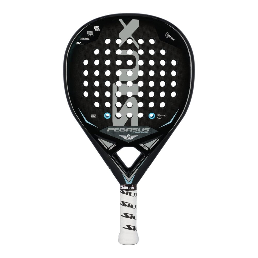 padel tennis equipment